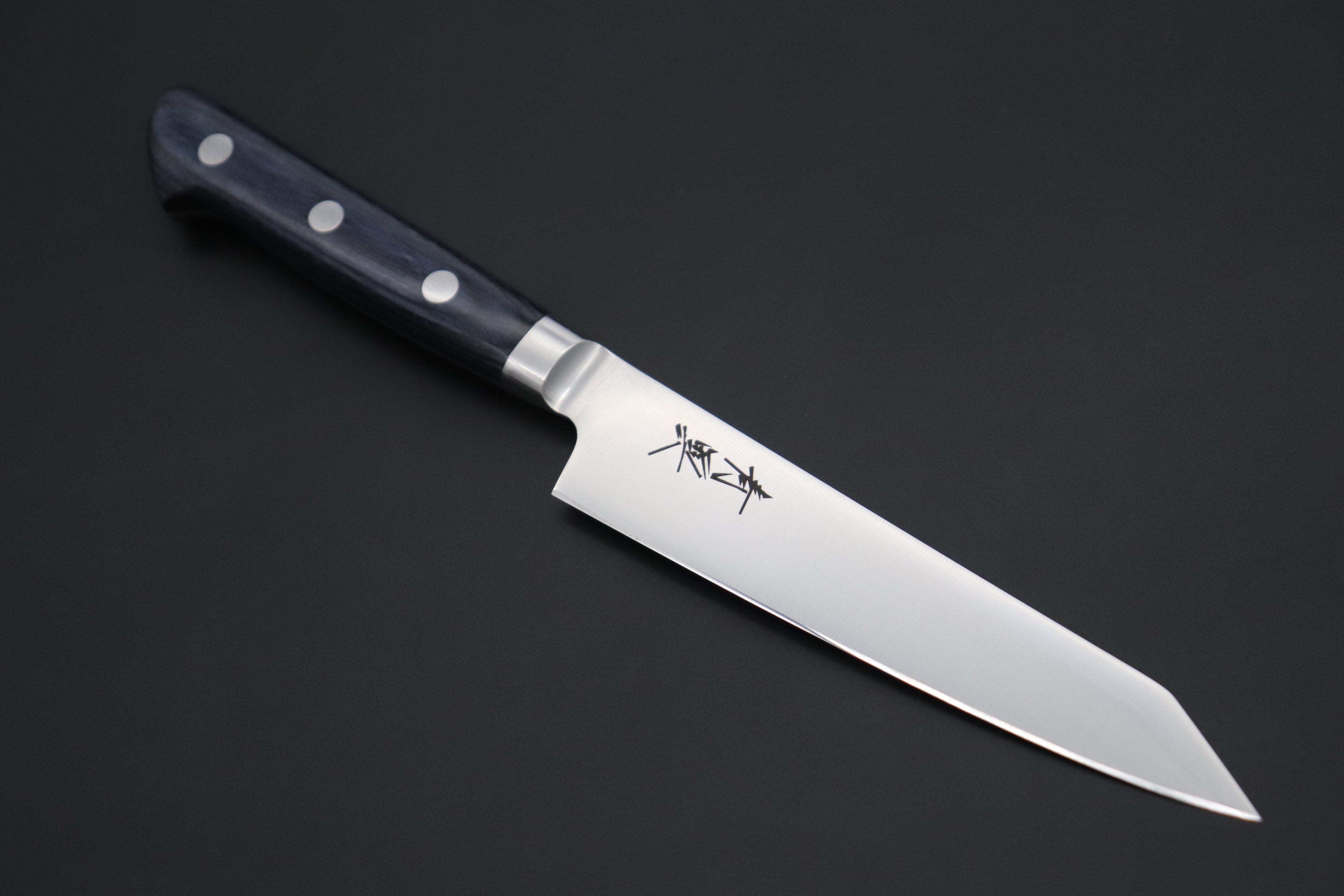 Bunka Knife Carbon Steel Vs Stainless Steel: Which Is Best? 4 Maintenance and care for carbon and stainless bunka knives