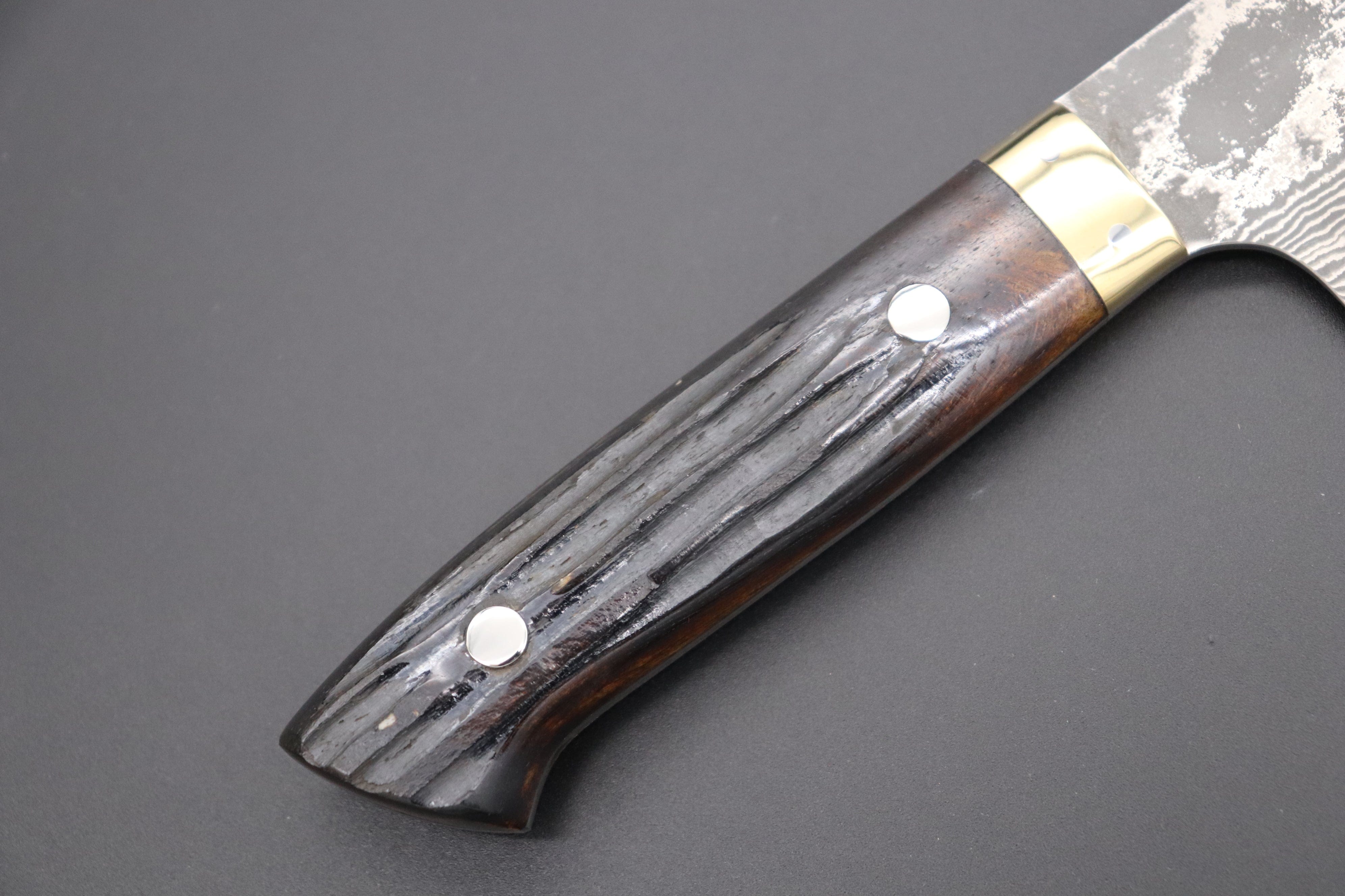 https://japanesechefsknife.com/cdn/shop/files/takeshi-saji-santoku-takeshi-saji-vg-10-custom-damascus-wild-series-santoku-180mm-7-inch-stag-bone-handle-st-2-42469346115867.jpg?v=1692930096