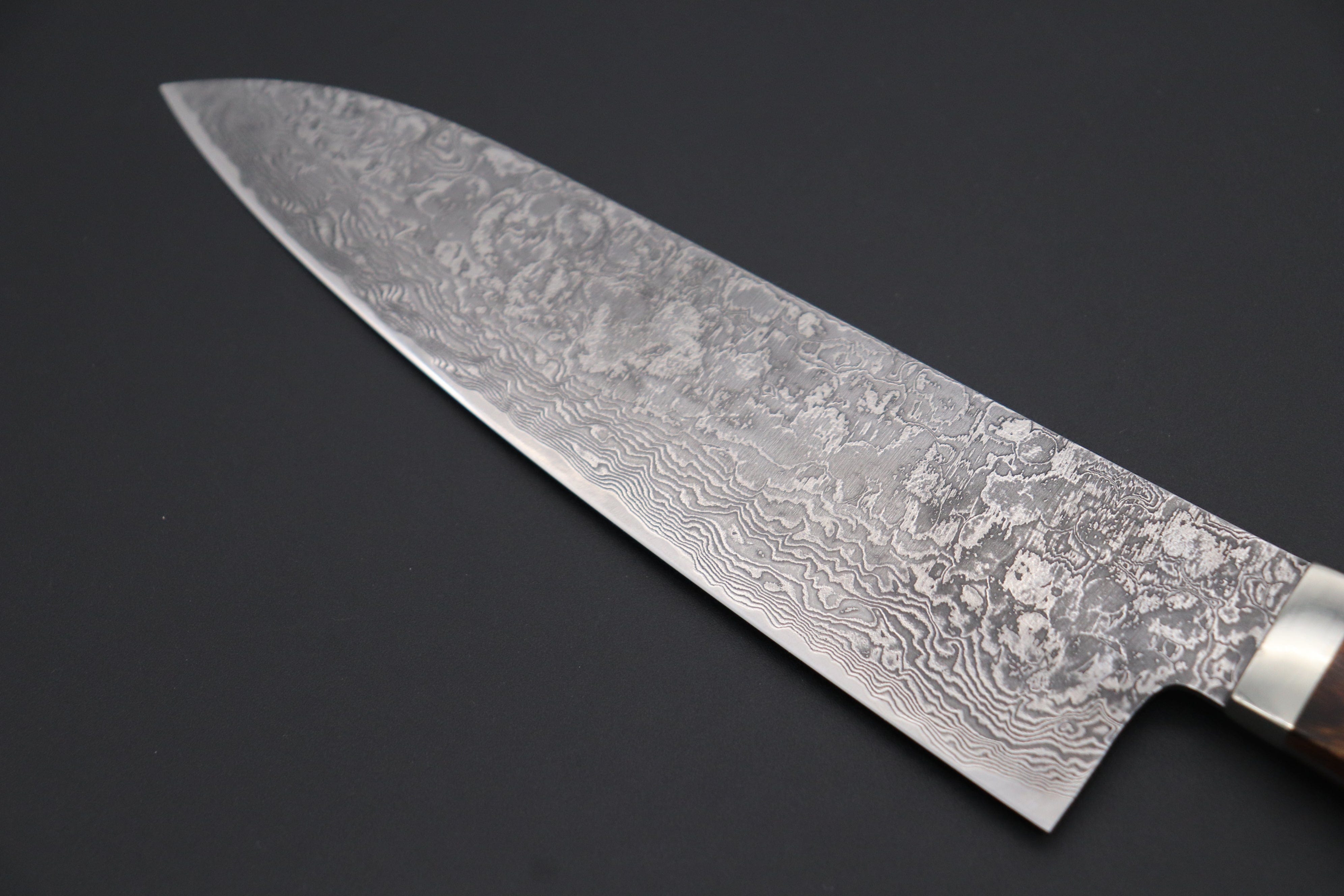 Kaori (かおり) Damascus Steel Chef Knife with Unique Wooden Handle – Chefs  Lifestyle